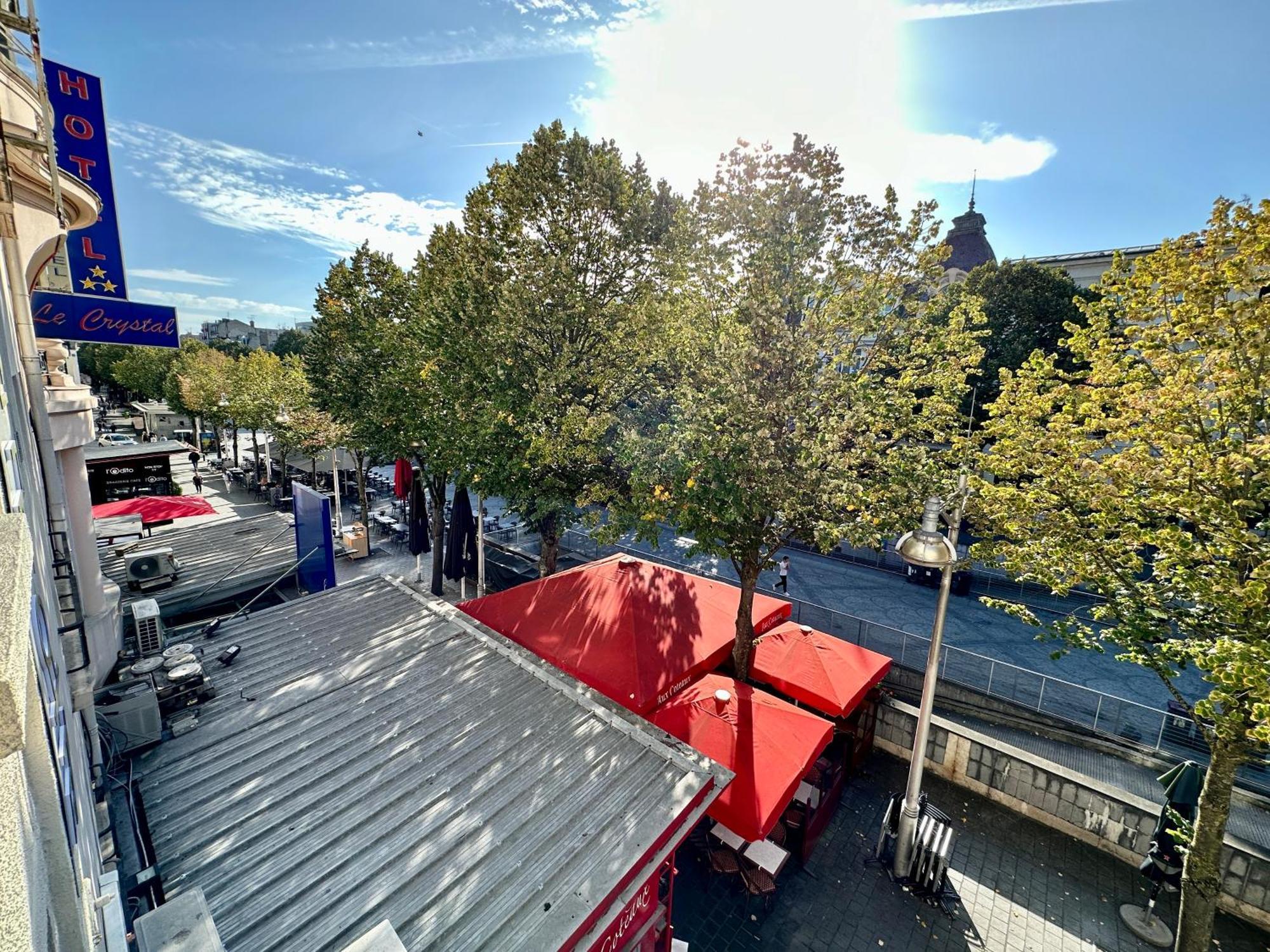 Petra - Appartement Climatise En Hypercentre Reims Exterior foto